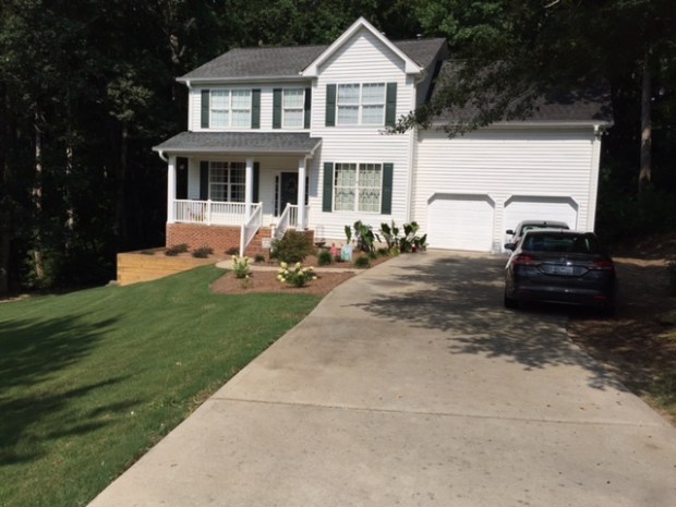 July2017_Jared&amp;Kimberly Wix_1013 SpgGlenDr_b